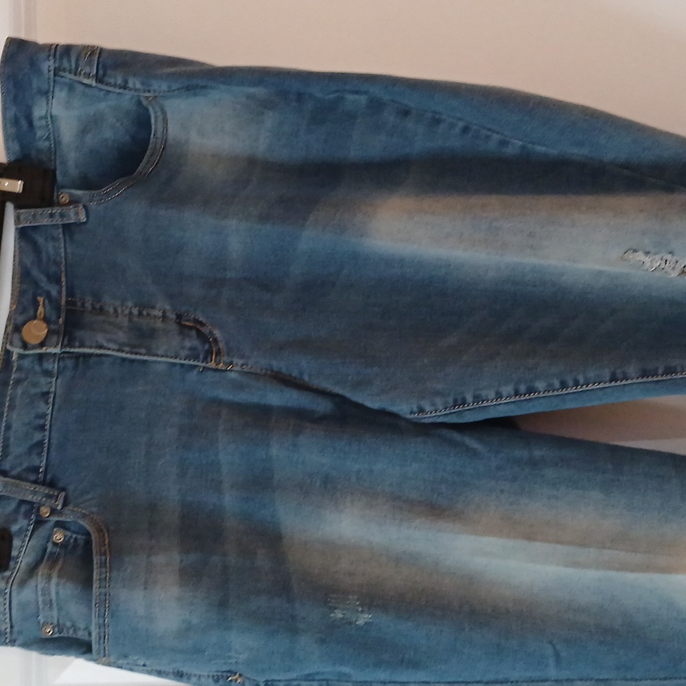 Womens blue jeans